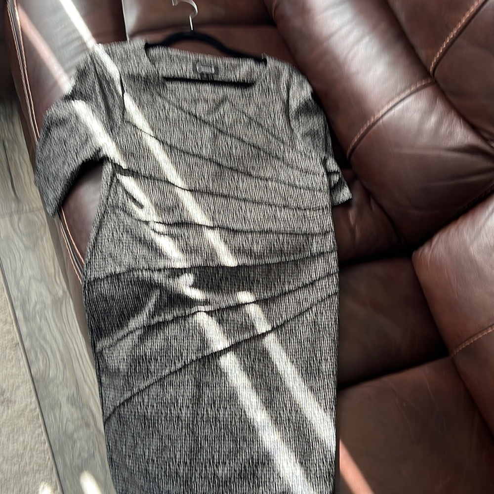 Connected Apparel size 10 dress back and white